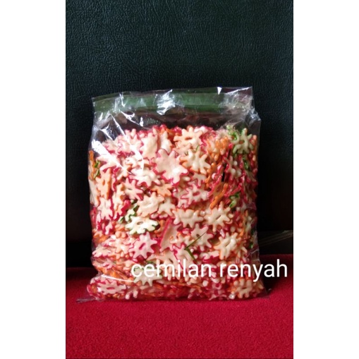 

seblak kerupuk bintang original extra daun jeruk isi 500 gram kriuk-kriukkk.