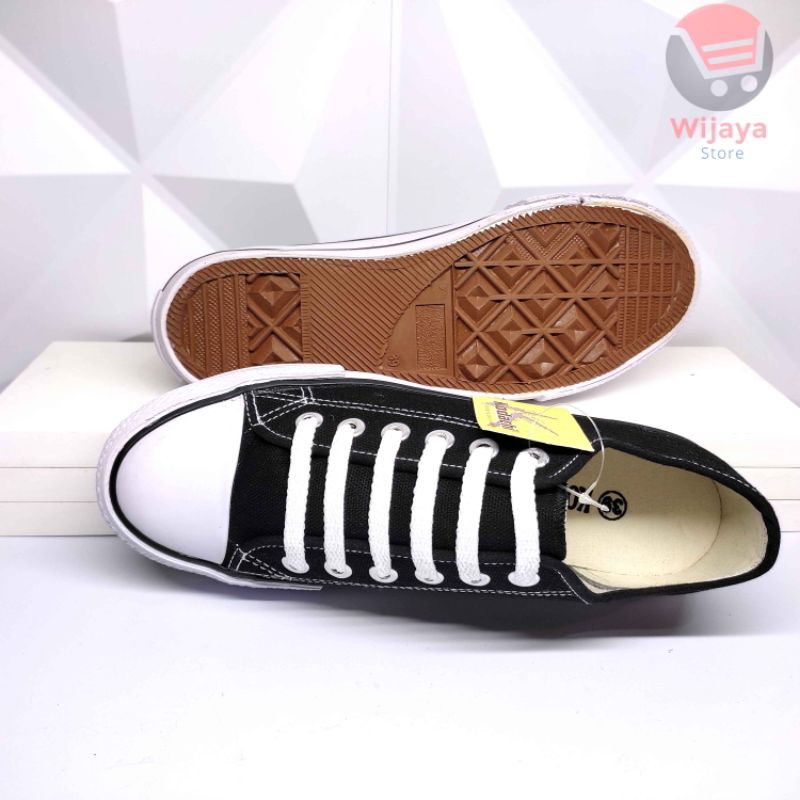 Sepatu Kodachi Original Classic 901 902 Model Kets Sneaker Sekolah Hitam Putih untuk Laki-laki dan Perempuan