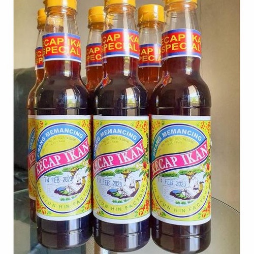 

Kecap ikan Sin Nyun Hin orang memancing Kemasan Plastik 600ml 100% Asli Singkawang
