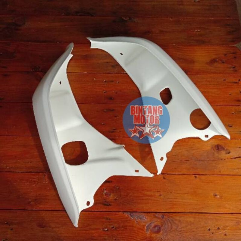 Sayap depan honda astrea atau legenda 2 / sayap astrea grand warna putih