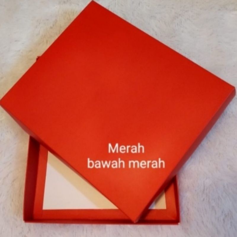 

DUS SEKAT MERAH (BAWAH MERAH/HITAM) (10 PCS)