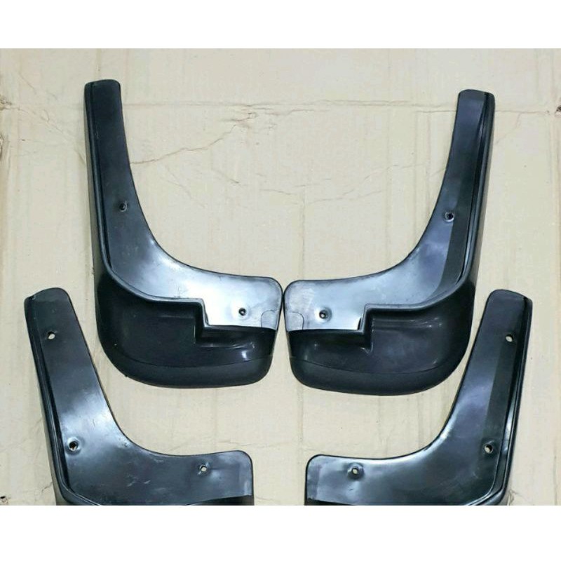 Mud Guard / Karpet Penahan Lumpur Avanza Xenia Vvti Lama 2005-2007