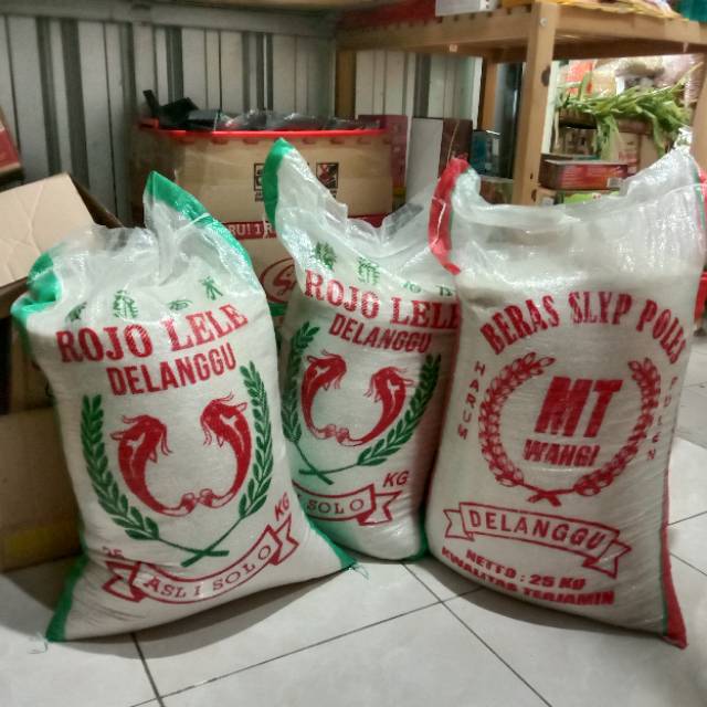 

BERAS Berkualitas Pilihan IR-64 & Mentik Wangi 1Kg