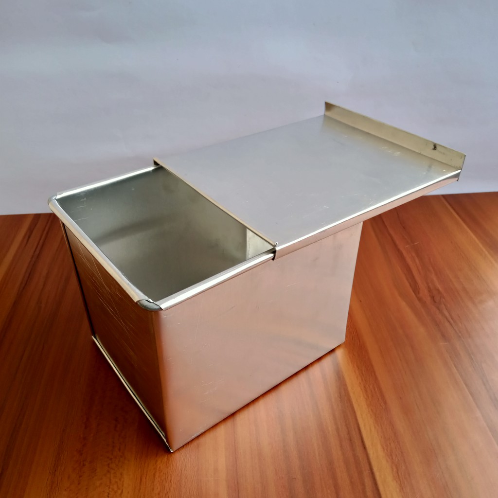 LOYANG ROTI TAWAR TUTUP 15x11x11cm