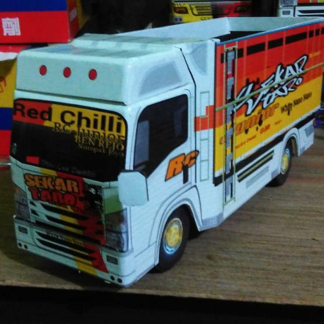 Gambar Pola Miniatur Truk  Dari  Triplek retorika