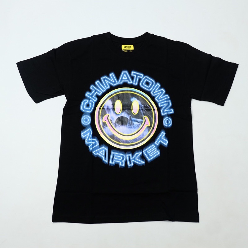 Kaos Chinatown Market Smiley Vapor Wave Tee Original