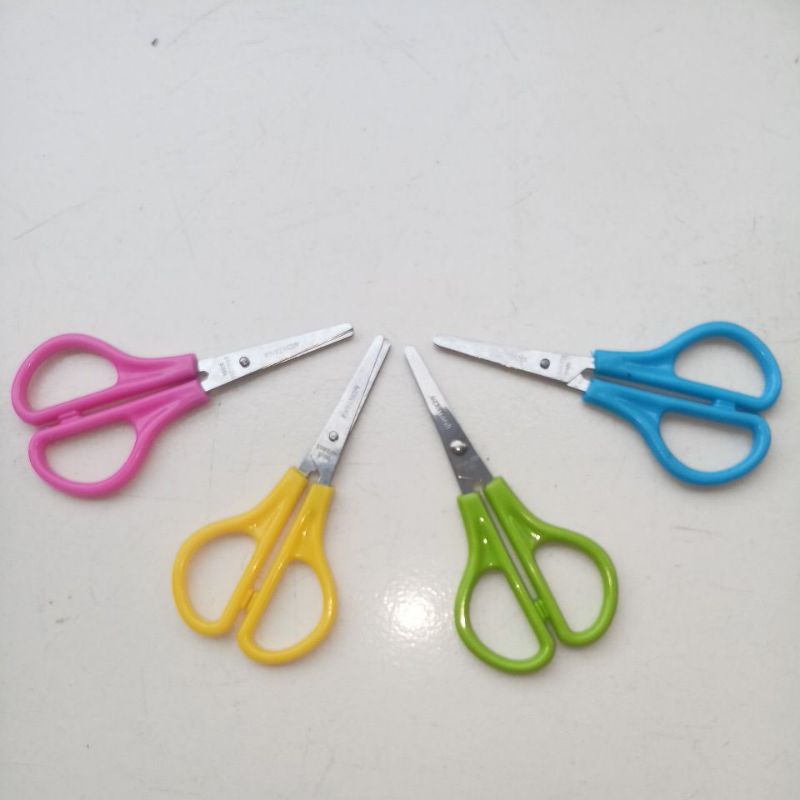 

1 Pcs Gunting Kecil Gunting Kertas 4 Inch Merek Montana
