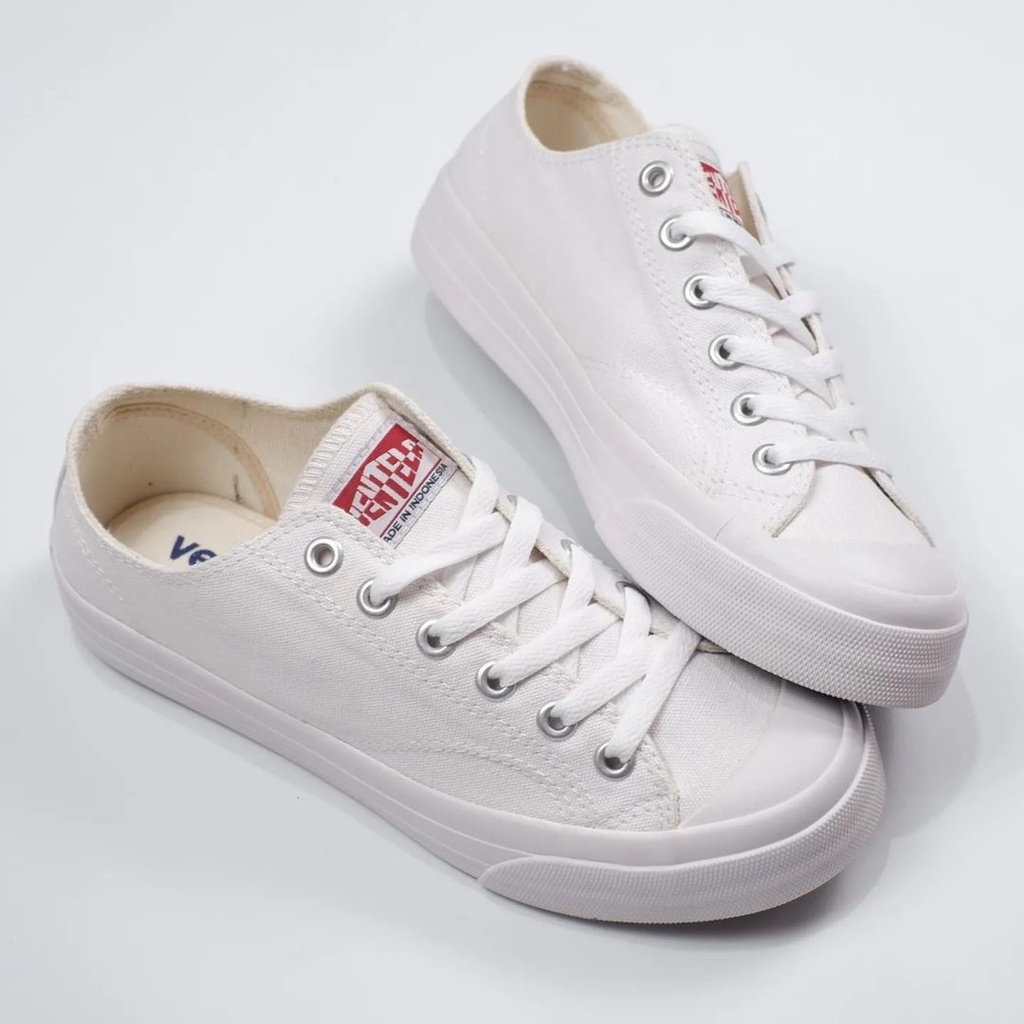 Sepatu Ventela Basic Low White Original