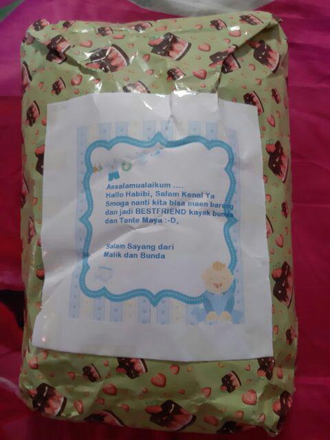 Bungkus Kado + Kartu Ucapan