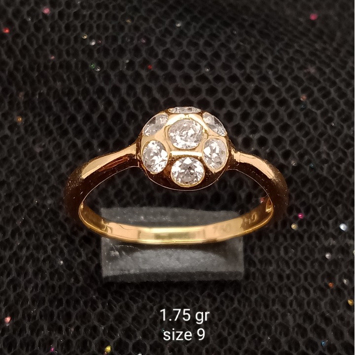 Cincin Emas 17 K - 1.75 gr Kadar 750 - 2137