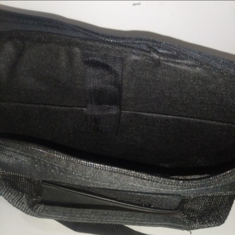 Tas Selempang Laptop 14 inch (D600)