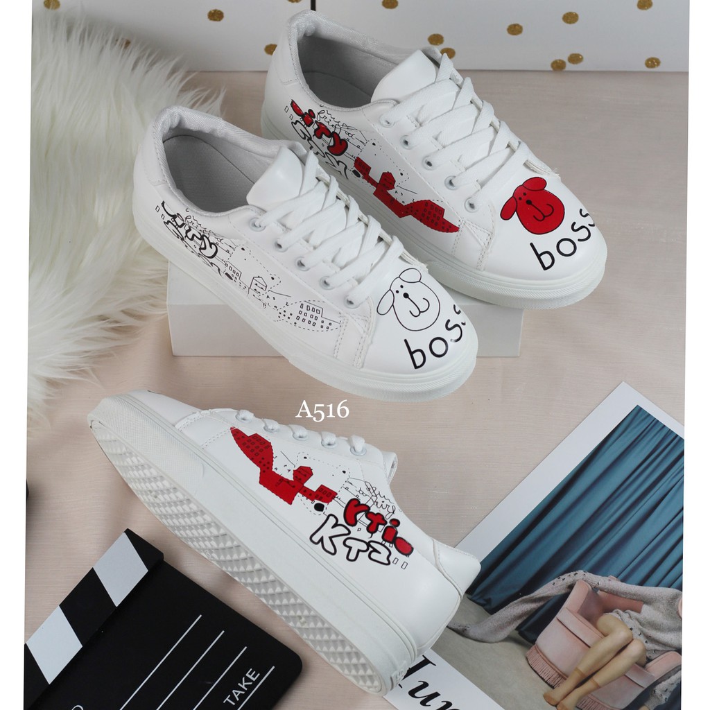 Sepatu Sneakers A516