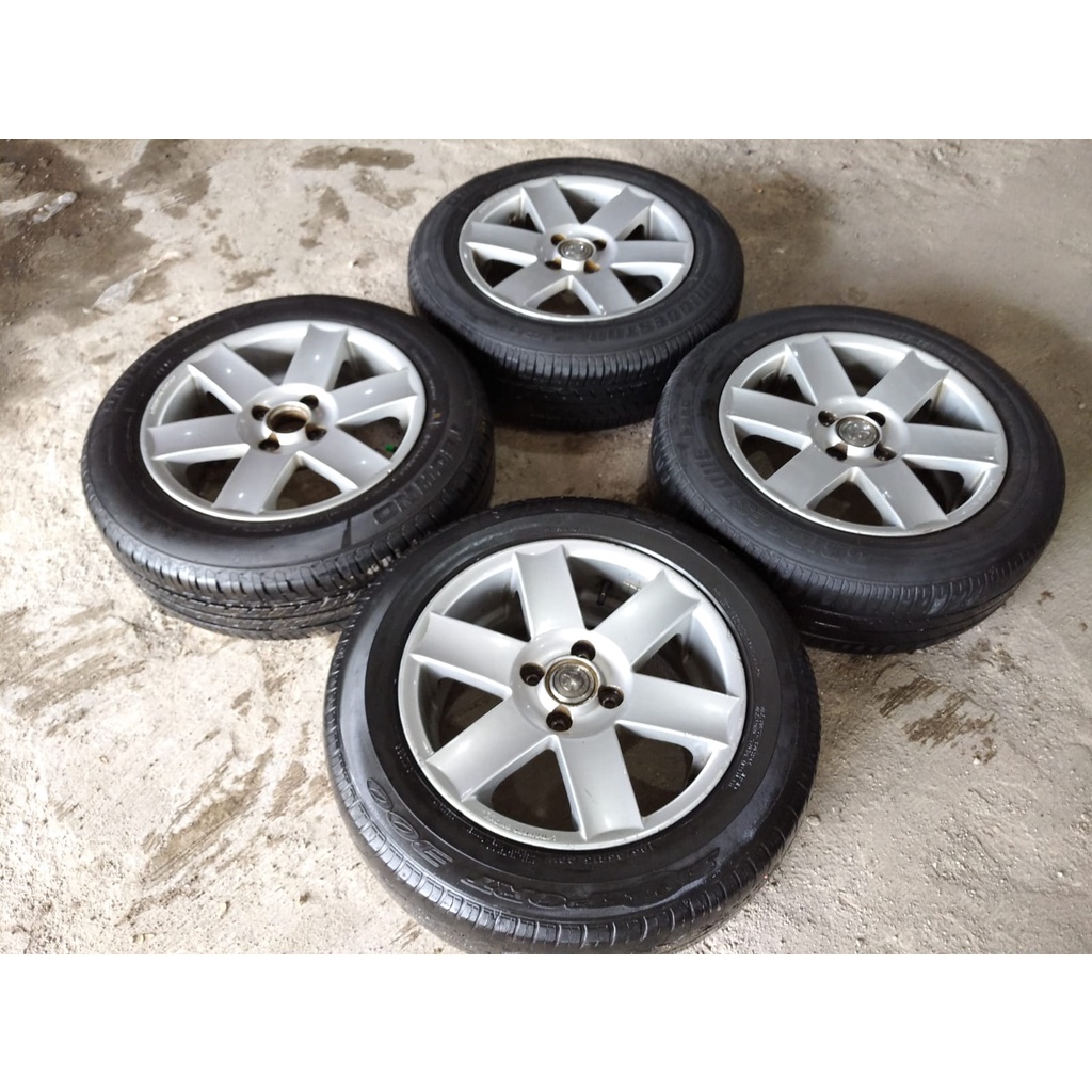 pelek velg mobil std orginal toyota ist ring 15 lubang 4/100 bonus ban
