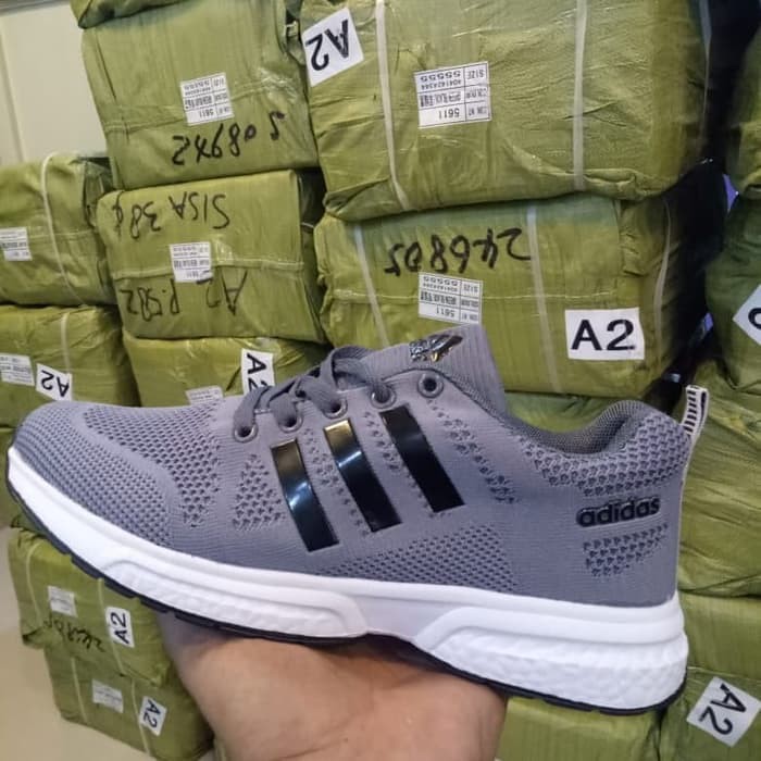 Sepatu Adidas Climacool Grey White / Pria Wanita Olahraga Running Gym