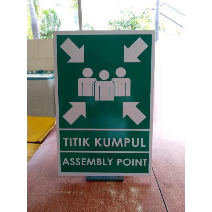 

SAFETY SIGN RAMBU K3 TITIK KUMPUL 40 X 60