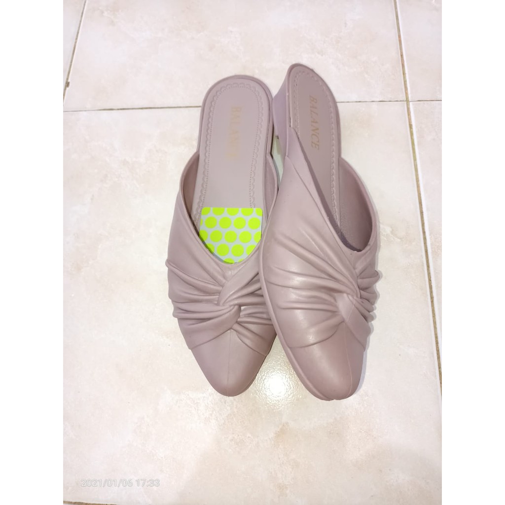 Sandal Slop Wedges Sendal Jelly Wanita 718 Merk Balance-Salem