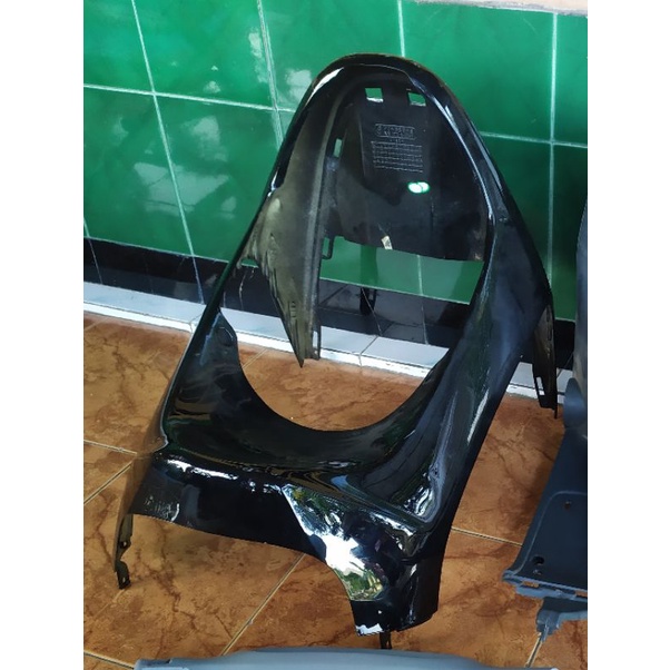 Cover body mika Original depan atas ban Sanex star QJ50 / kasea ( Baru ) warna Gading