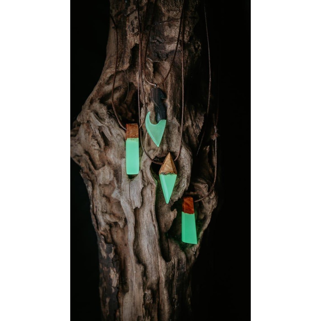 Kalung Ammossi Nature Pendant Glow In The Dark