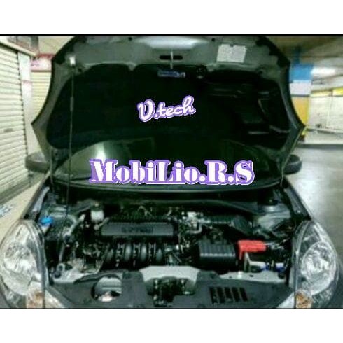 Peredam hitam berlubang filter kap mesin Mobilio RS 2017