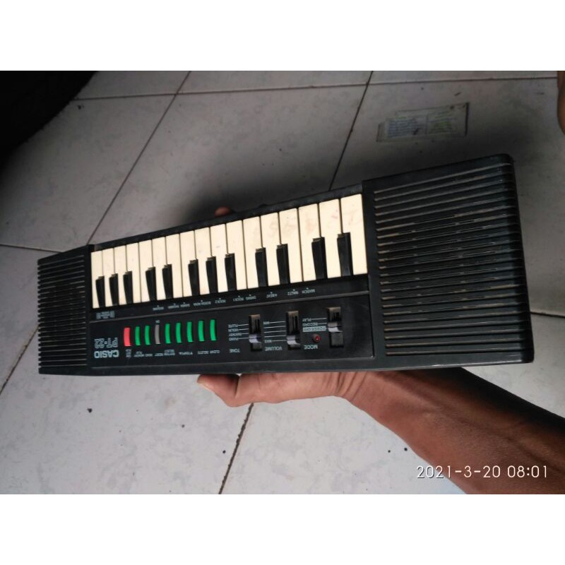 keyboard second Casio mini pt22