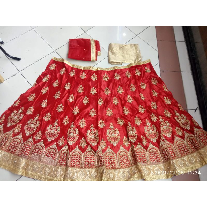 BAJU LEHENGA INDIA MERAH MAROON CEWEK WANITA PEREMPUAN Pengantin india muslim