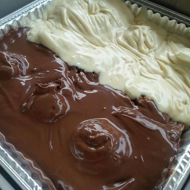 

CINNAMON ROLL 9IN1 FULL TOPING MIX 2 VARIAN
