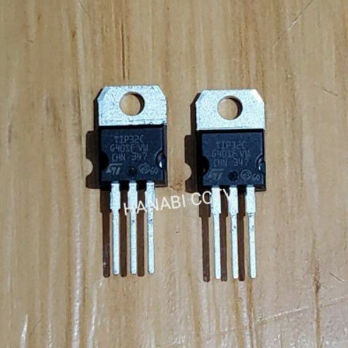 Transistor TIP 32ST 32 ST ORIGINAL