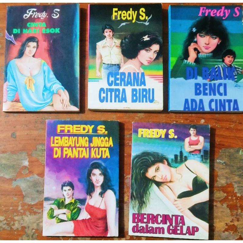 Paket Hemat Novel Dewasa. (Fredy S.)