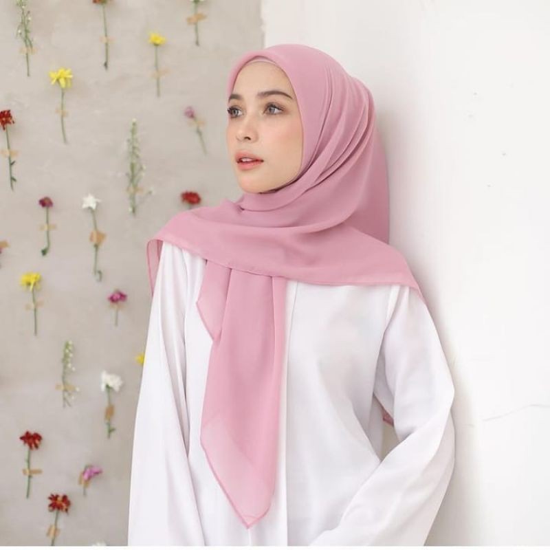 Hijab/jilbab segiempat saudia ansania/ square hijab polos/ segi empat ansania polos katun