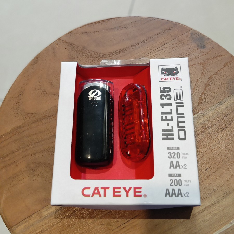 Lampu Depan Cateye HL-EL 135 Lampu Belakang Cateye Omni 3 Sepeda