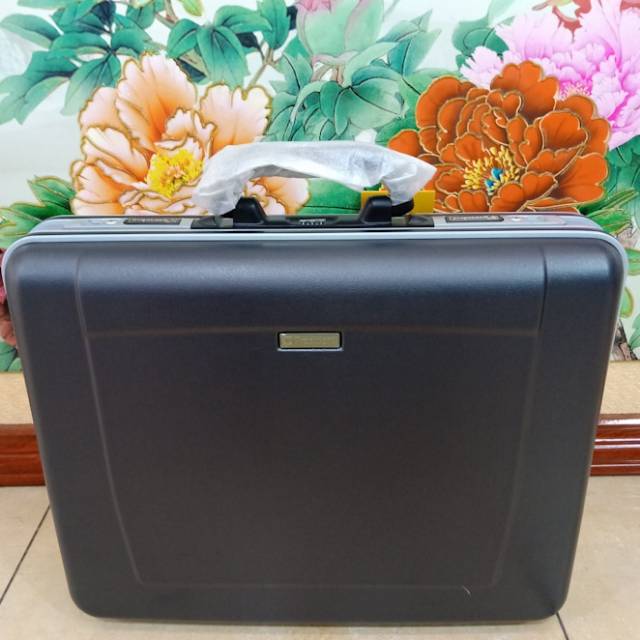 

Map Dokumen President 20" Grey