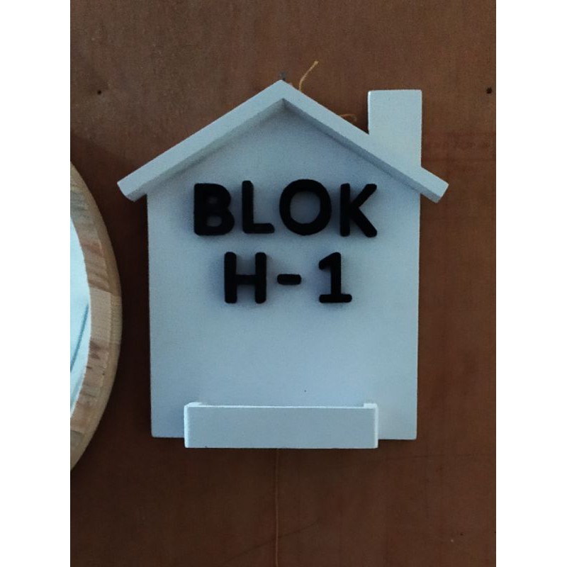 

Papan Nama Rumah Kayu Custom - Polos Murah