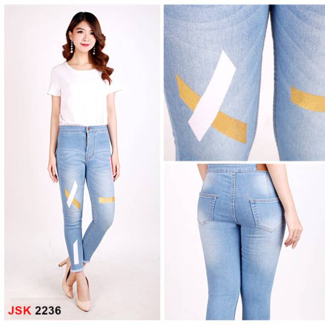 Celana Panjang Highwaist Sablon JSK Jeans