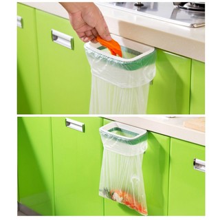 Gantungan Holder Tempat Plastik Sampah Dapur Gantung di Gantungan Holder Tempat Plastik Sampah Dapur Gantung di