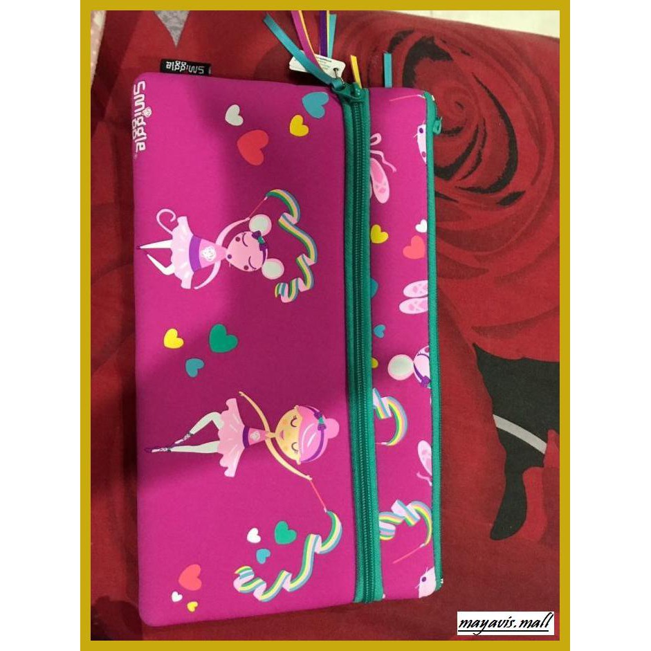 

TEPMODANAK- SMIGGLE PENCIL CASE -ORIGINALLLLL.