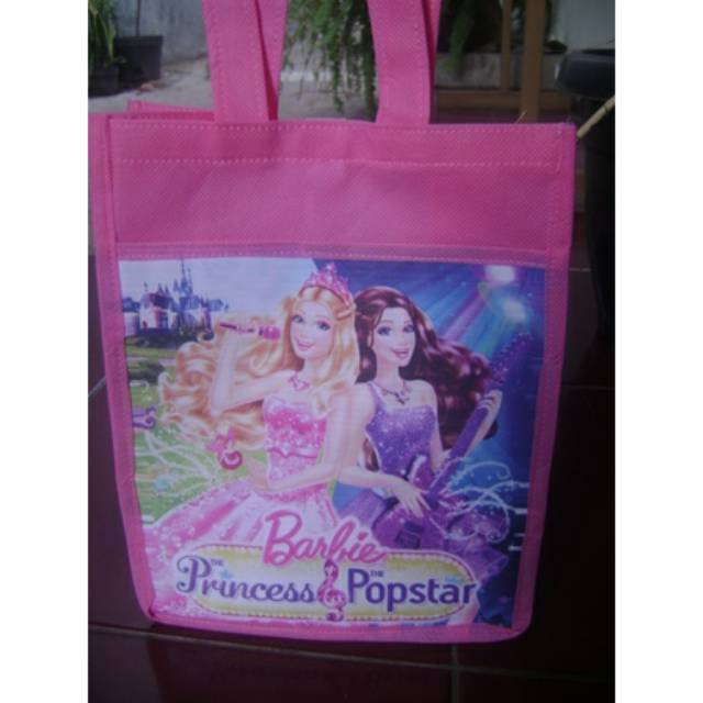 

Tas jinjing kantong karakter barbie | tas ultah | tas souvenir ultah | termurah, terbaru, terunik