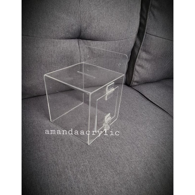 Acrylic Kotak Amal 2mm uk.15x15x15cm