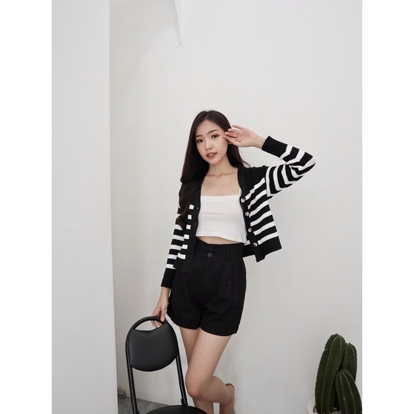 [LUXE.DLABEL] - D16 TOP | Atasan Rajut Import wanita Kaos wanita Atasan Wanita Atasan Korea wanita Korean top Croptop Croptee Atasan perempuan Top premium quality Cardingan Wanita Jaket Perempuan