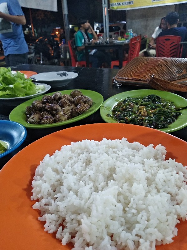 Topron Pembersih Lantai Kamar Mandi Kemasan Baru