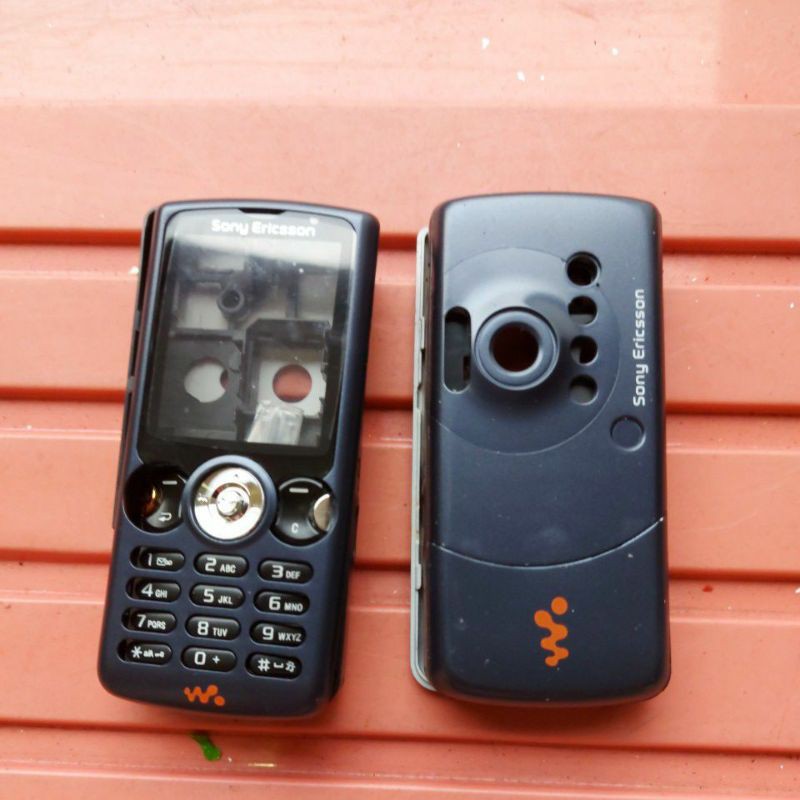 CHASING SONY ERICSSON W 810 LENGKAP