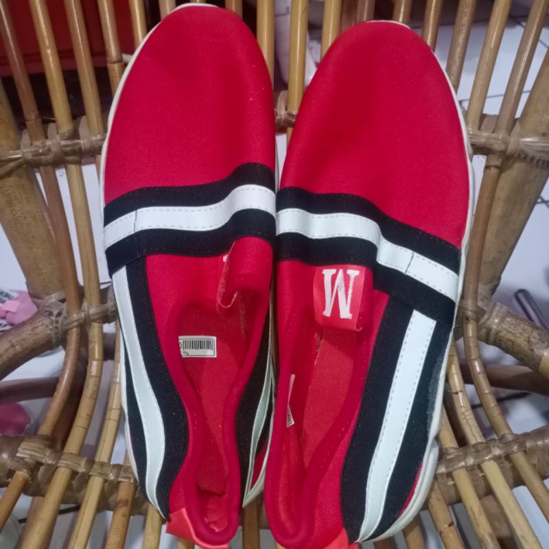 Sepatu obral