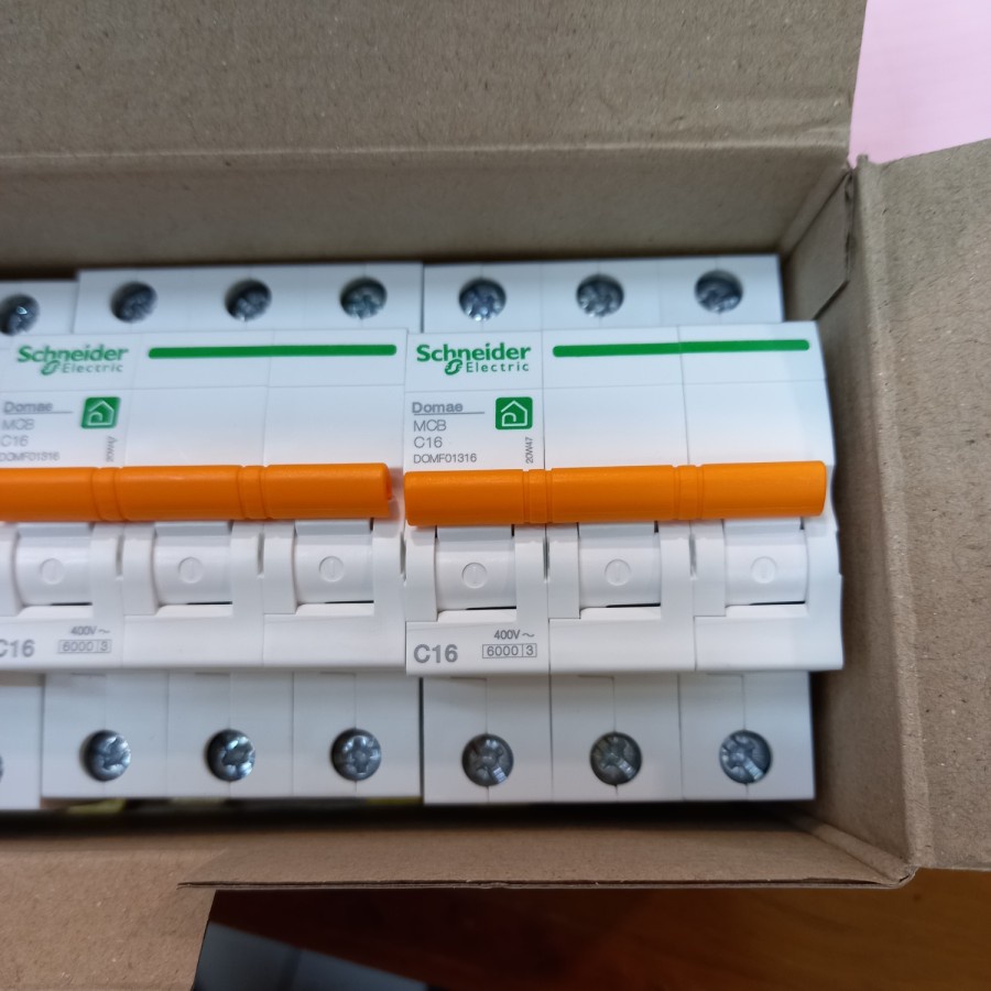 MCB Schneider Domae 3P 16A