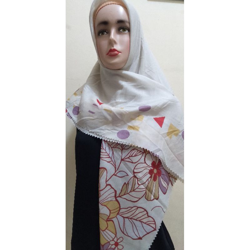 jilbab segiempat motif azara lasercut