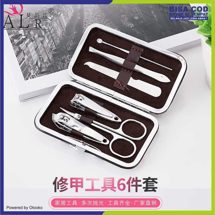 Nail Art Set Perlengkapan Manicure Pedicure 7 Pcs Gunting Kuku Wajah