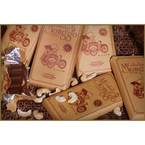 

Coklat Monggo Mete 100 gram Cashew Dark Chocolate Couverture 58%