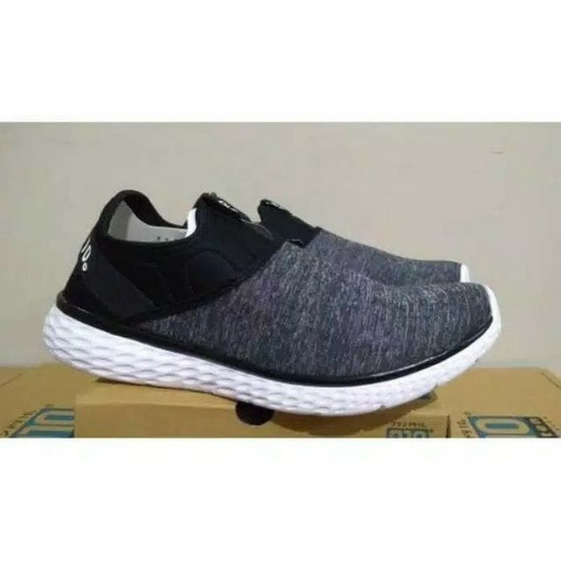 sepatu 910nineten OSAKA