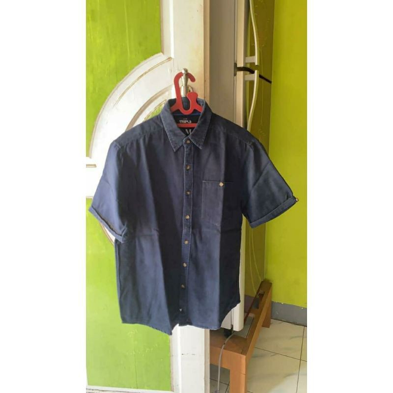 Prelovedkytaa_ Kemeja Pria Tripl3