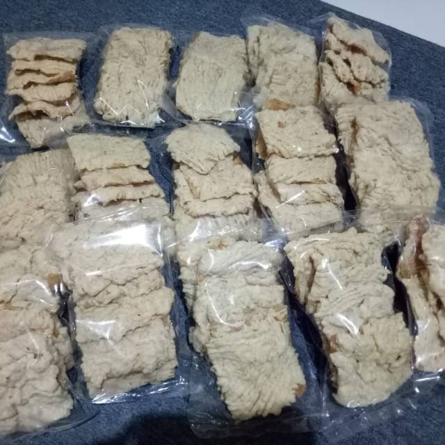 

Keripik batagor maknyos