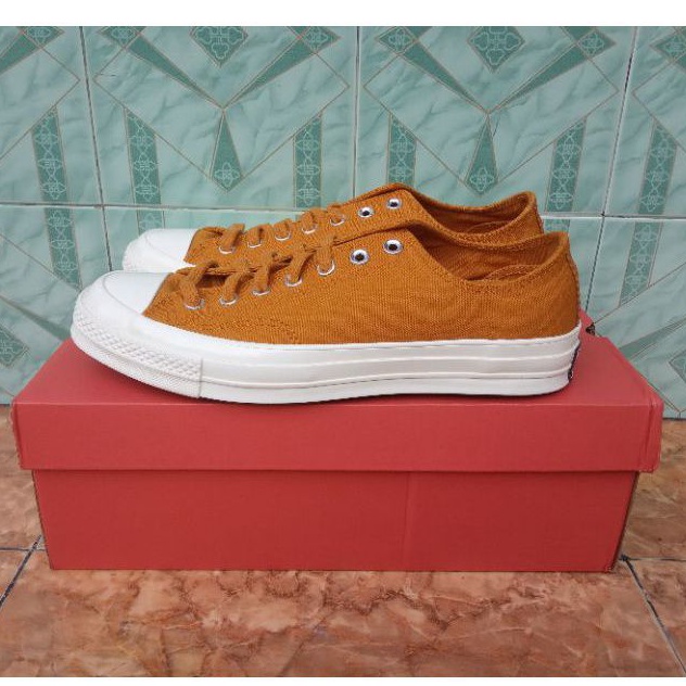 Converse Chuck 70s Ox Clean Canvas Saffron Yellow Men