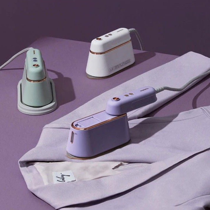 Daewoo Handheld Ironing Machine 95mL 1000W - Setrika Uap Multicolor dengan Kapasitas Air 95 mL dan Daya 1000W